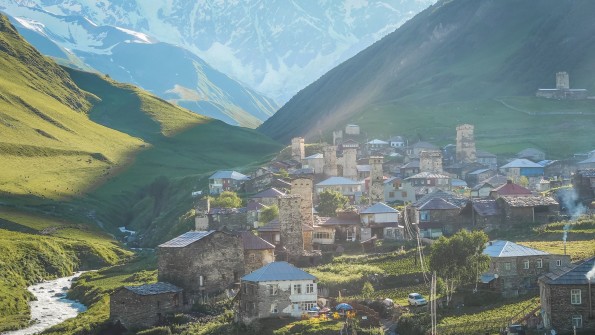 Ushguli Gruzja Swanetia wieże obronne