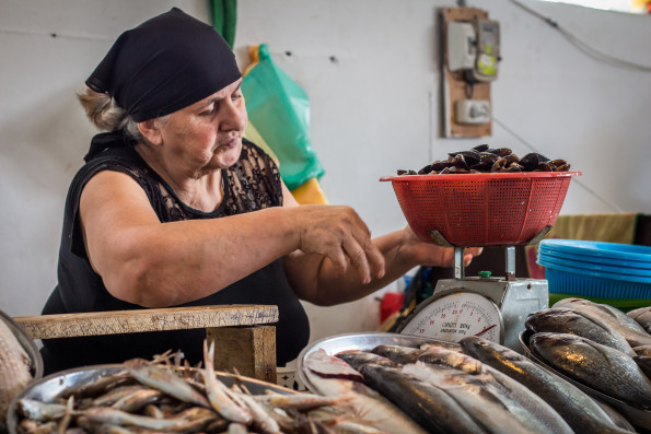 batumi targ rybny gruzja